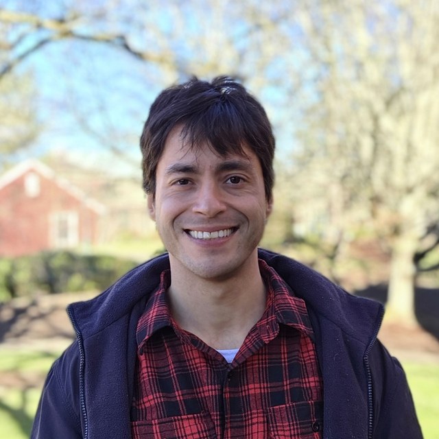 Dr. Luis Anunciação